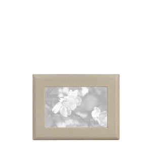 4" x 6" Studio Frame in Beechwood Pebble Grain Leather
