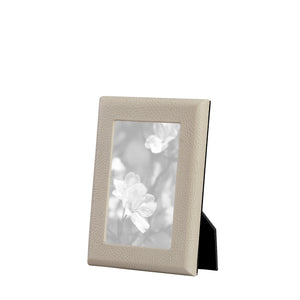 4" x 6" Studio Frame in Beechwood Pebble Grain Leather