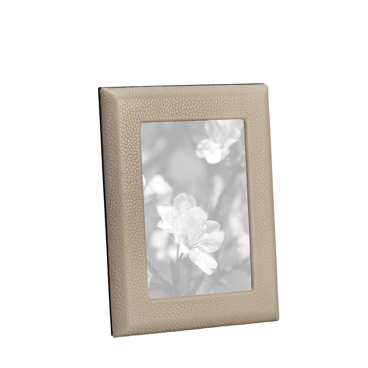 5" x 7" Studio Frame in Beechwood Pebble Grain Leather