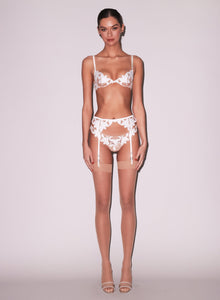 Lily Embroidery lingerie in ivory