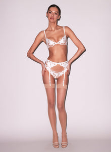 Lily Embroidery lingerie in ivory
