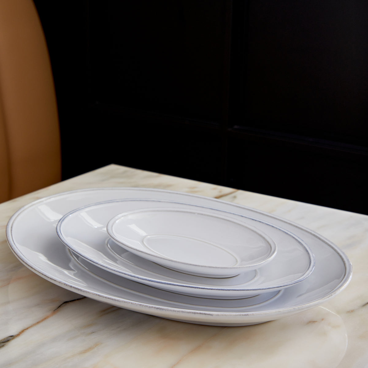 Friso Collection Oval Platter 16" in White