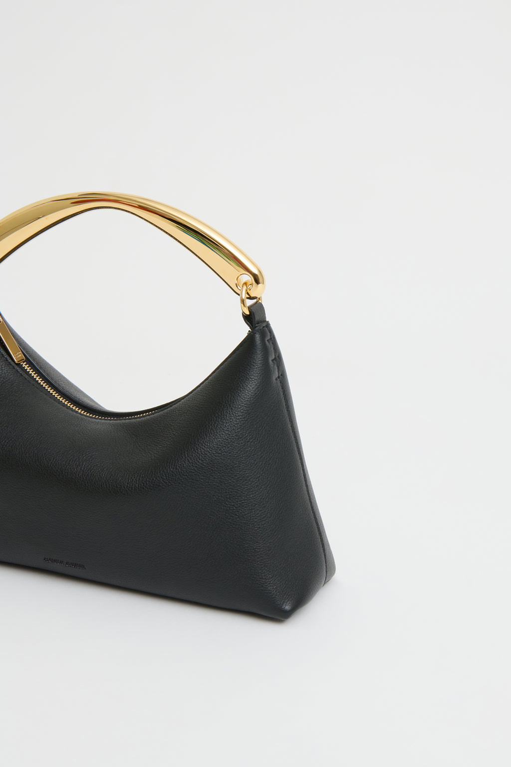 Metal Handle Rhea in Black