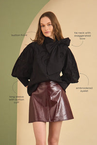 Shay Blouse in Black