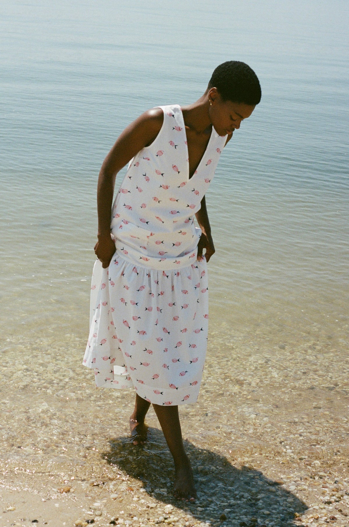V-Neck Shift Dress with Belt in Vintage Pink Fish
