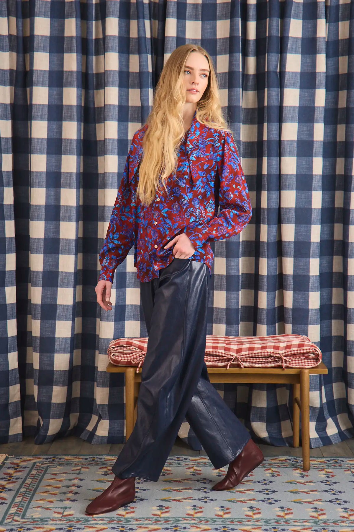 Mabel Pant in Dark Navy