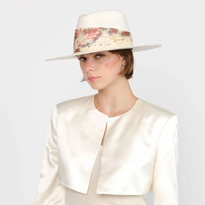 Begonia Hat in White