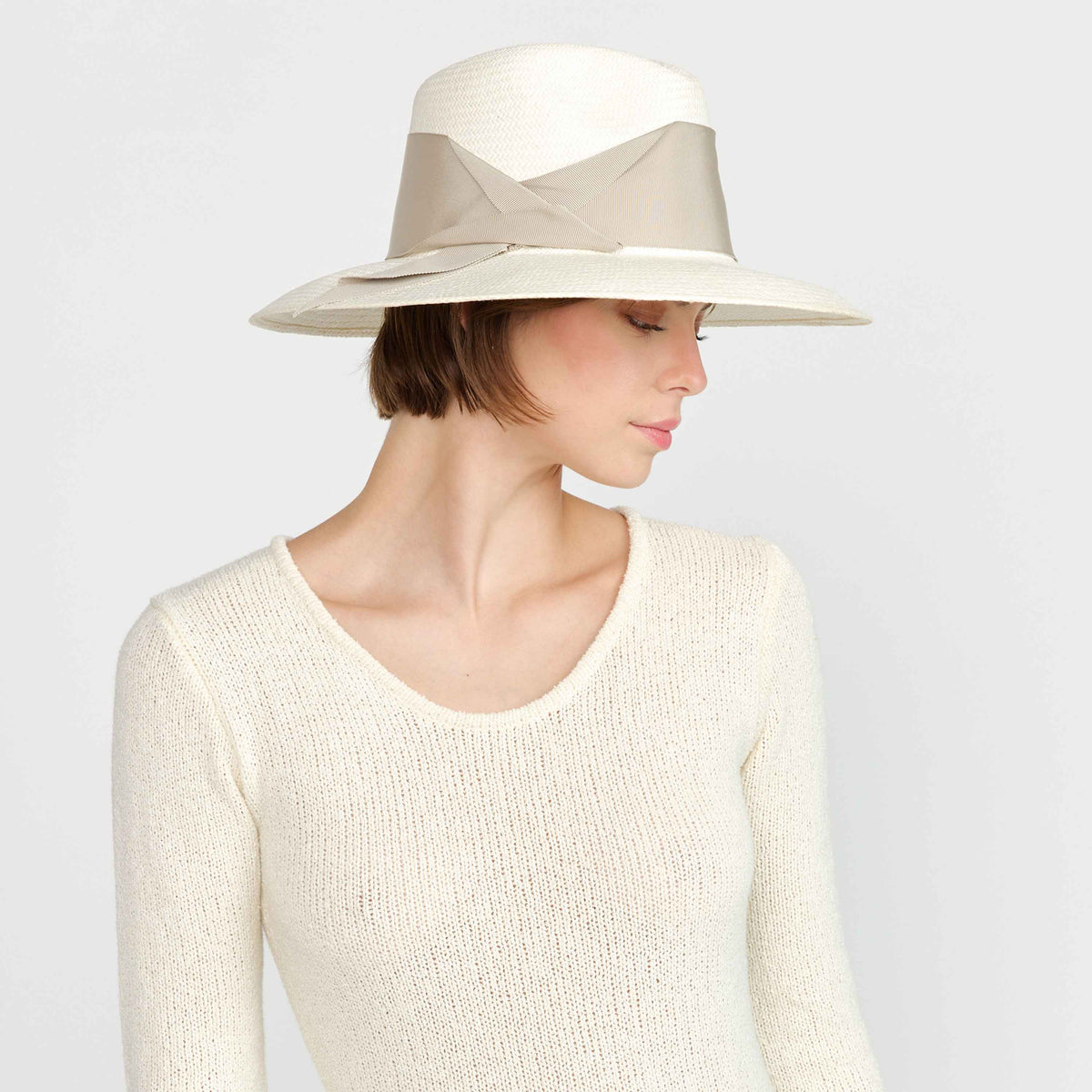 Gardenia Hat in White & Taupe