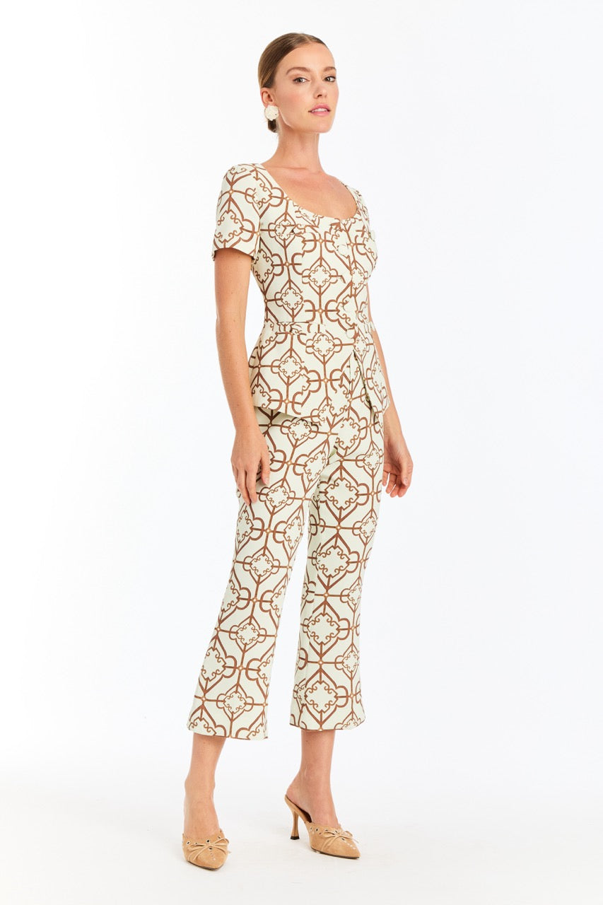 Geneva Top in Quatrefoil Tile