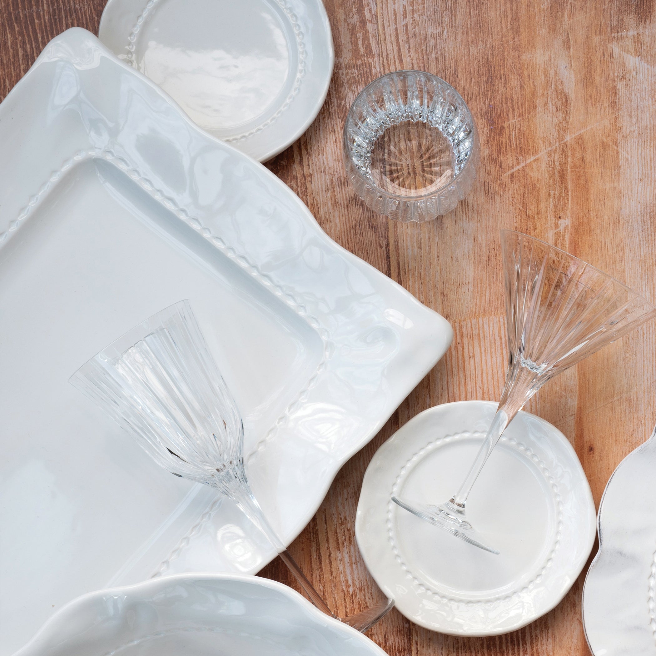 Giorno Rectangular Platter in White