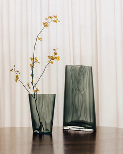 Lituus Vase in Smokey Glass, Medium