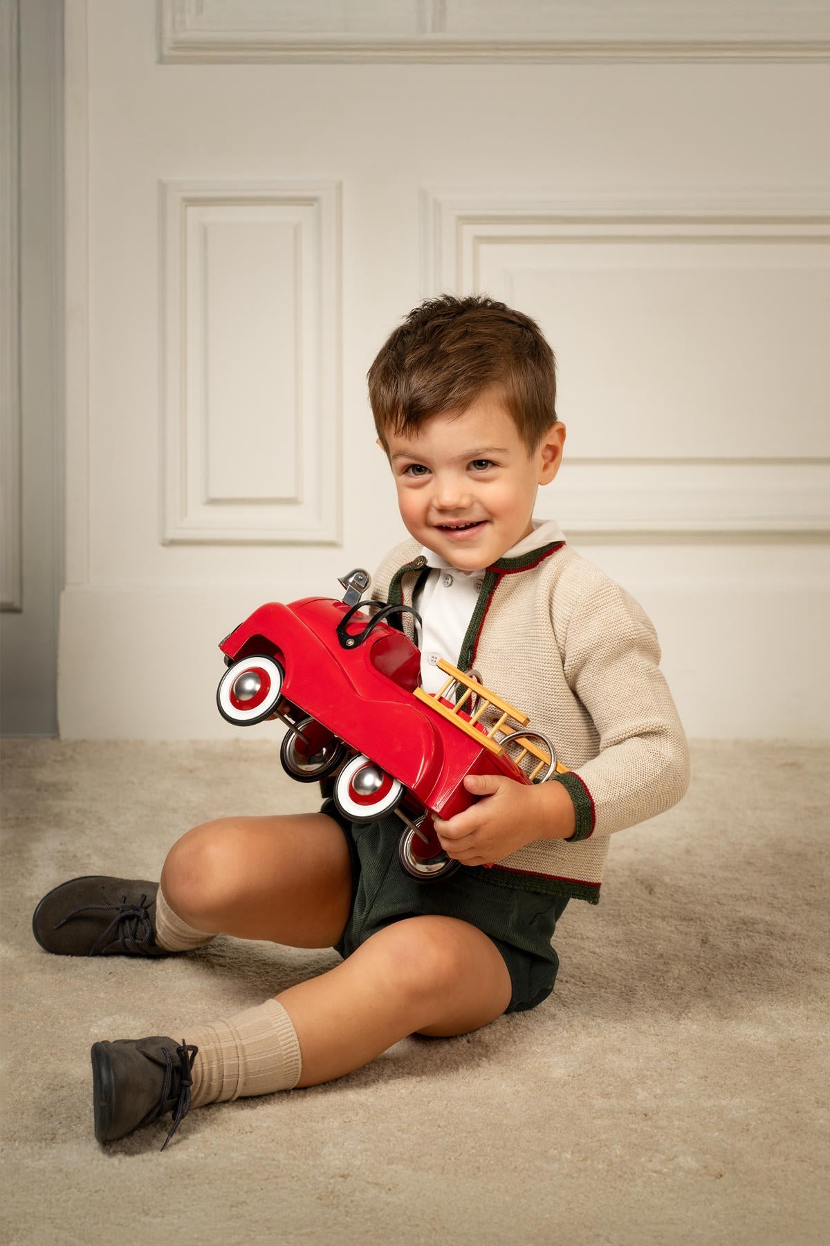 Daniel Cardigan in Taupe