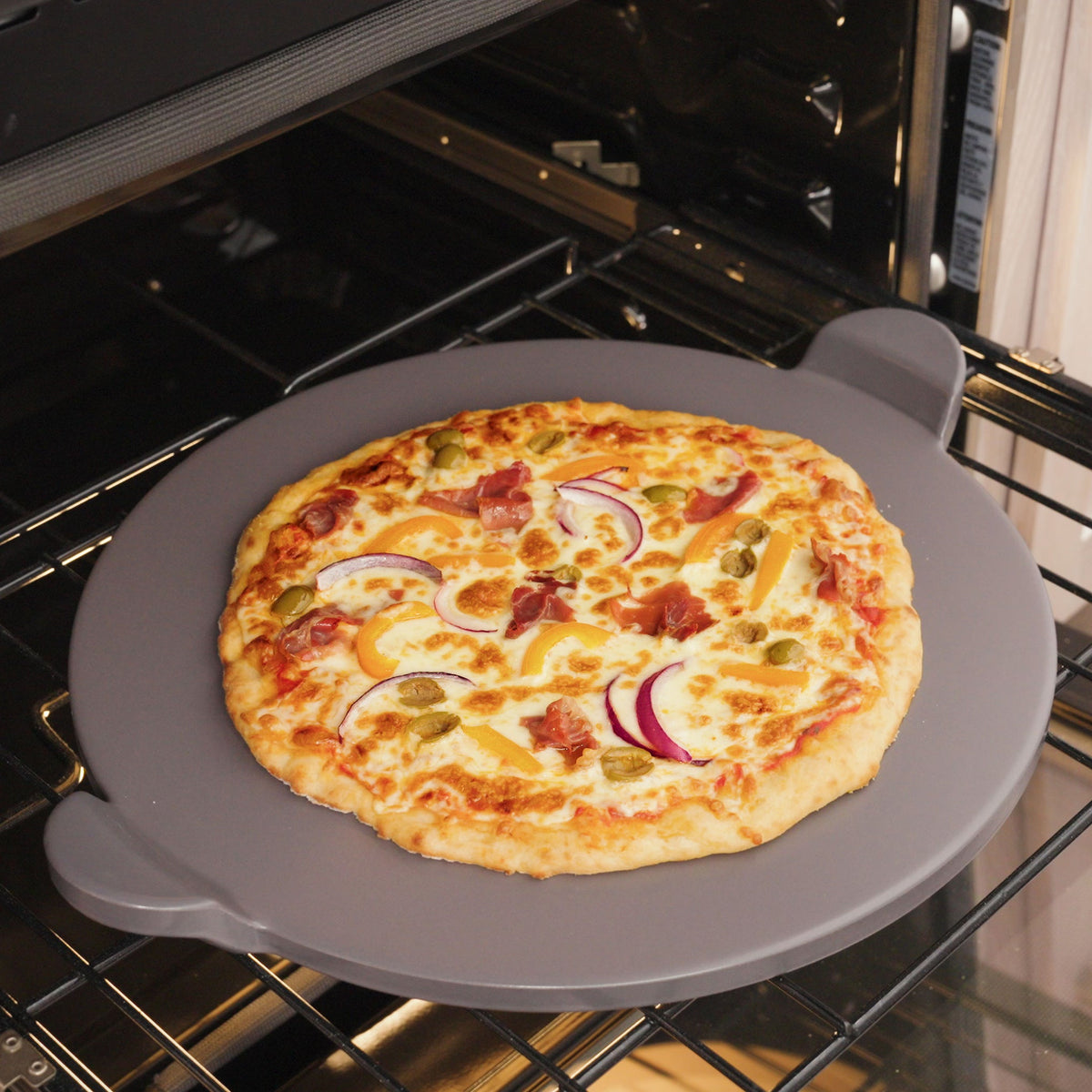 Glazed Cordierite Pizza Stone With Handles 15" in Grey