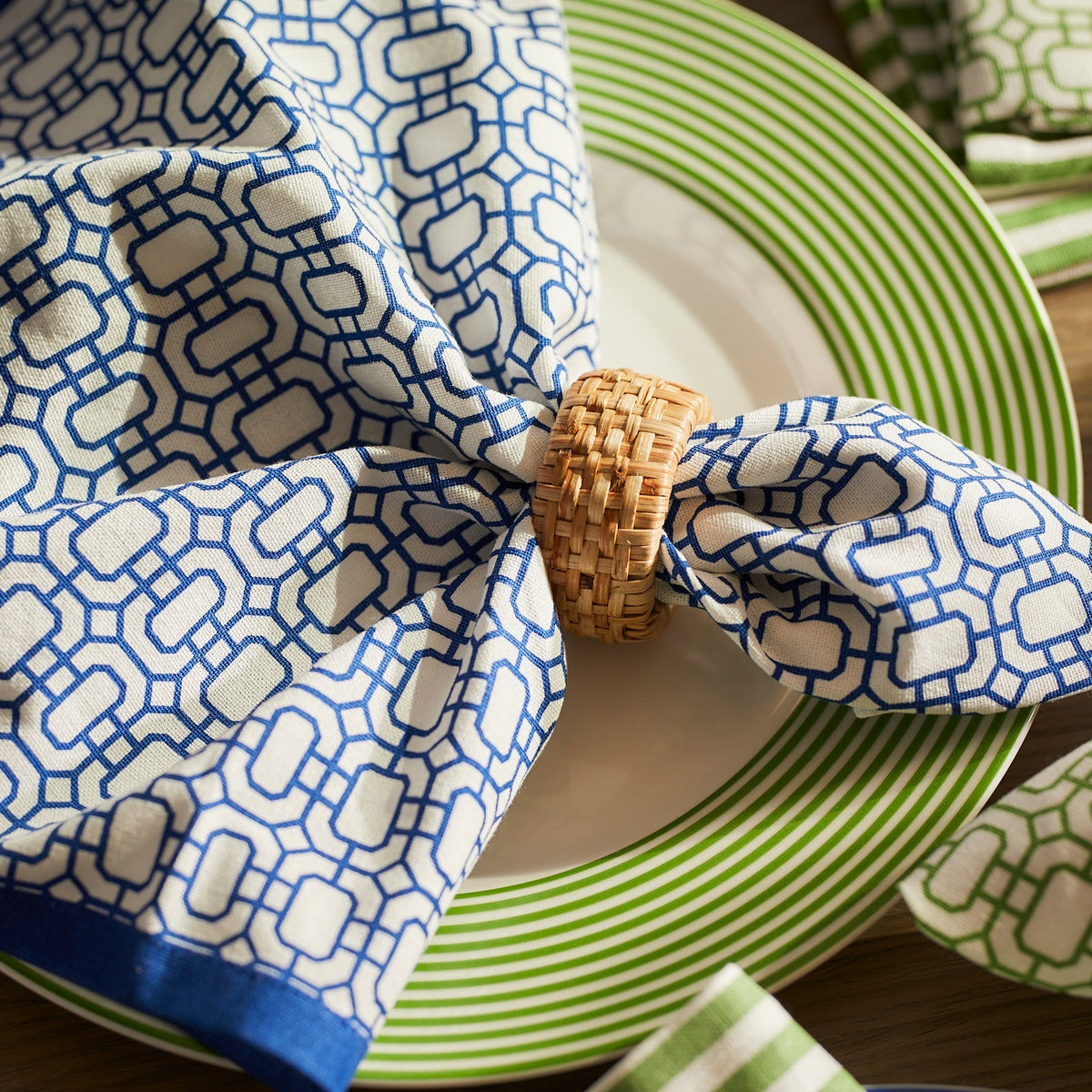 Newport Garden Gate Dinner Napkins in Blue, Set of 4
