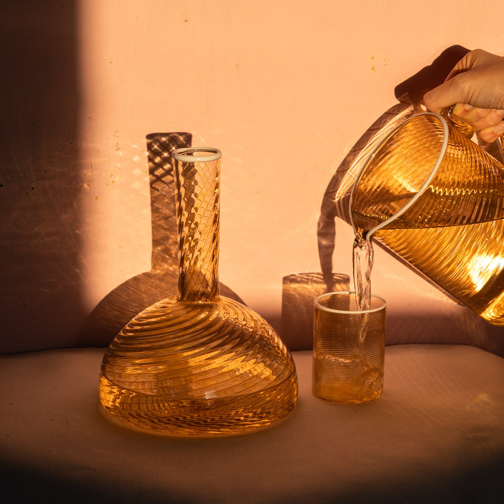 Fizzy Jug in Amber
