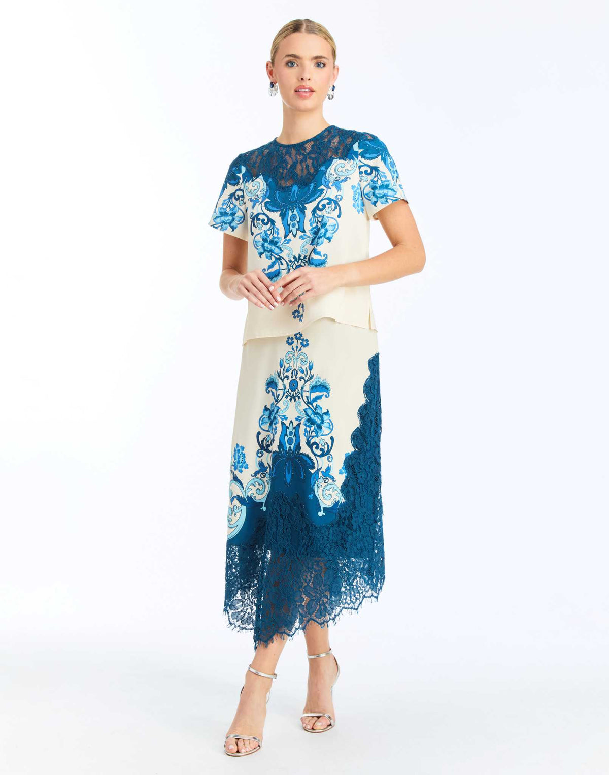Gracie Lace Midi Skirt in Grotto Flourish