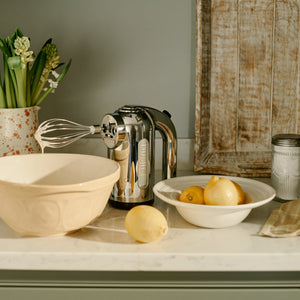 Hand Mixer in Chrome