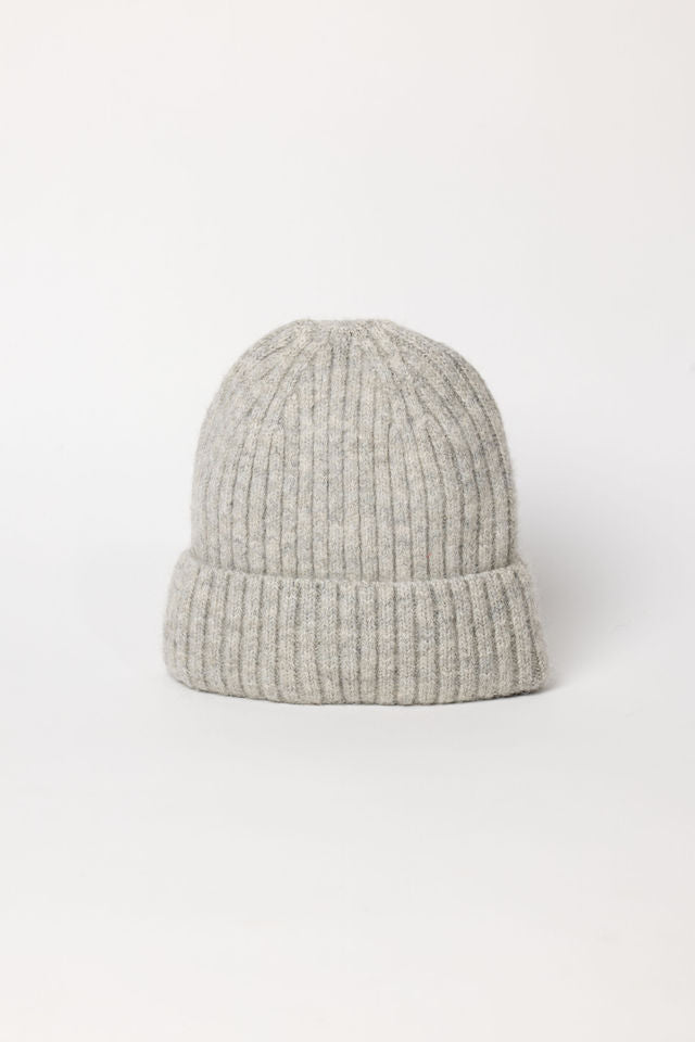 Heather grey ribbed beanie with cuff