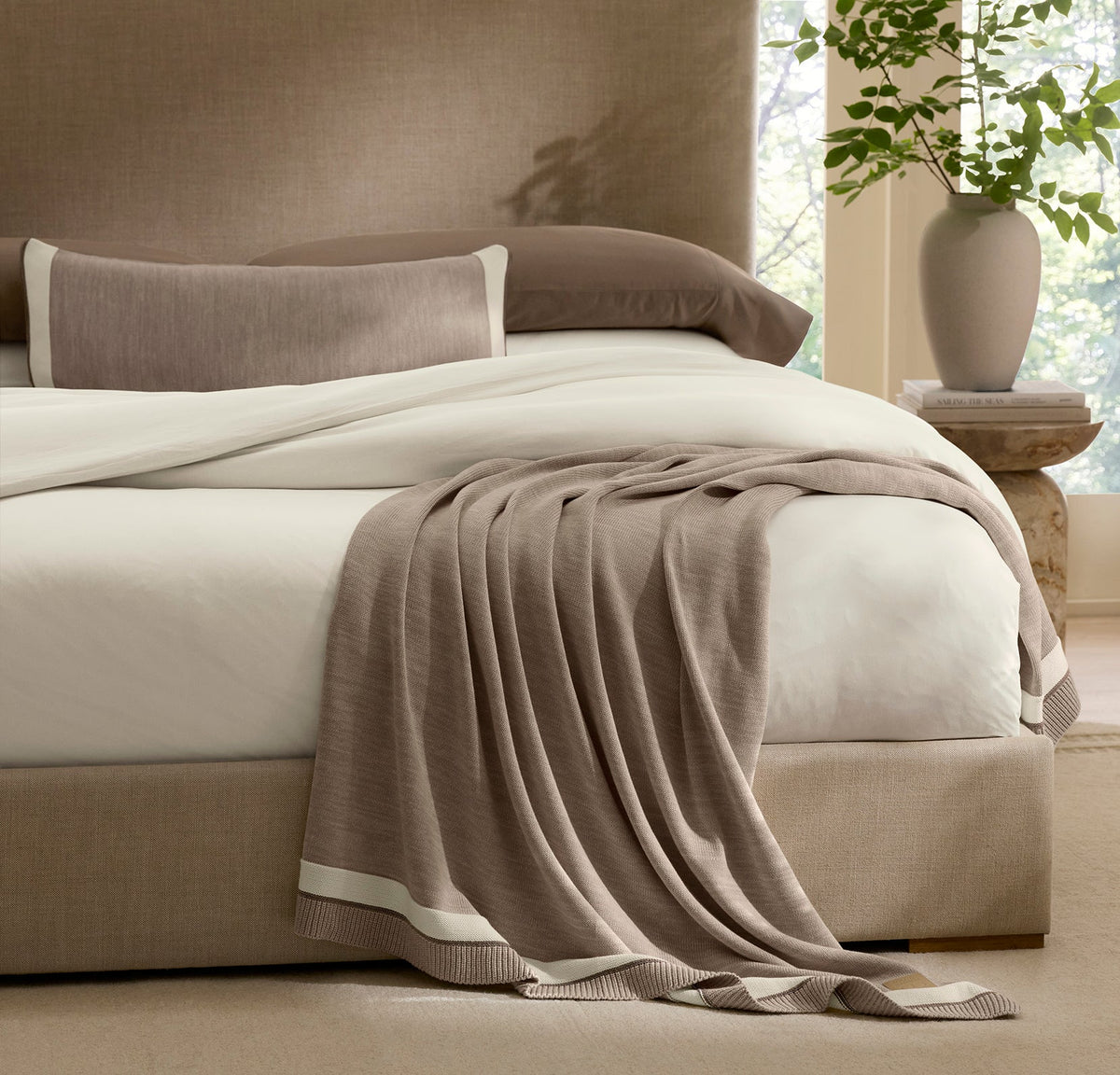 Court Knit Throw Blanket in Heathered Oatmeal