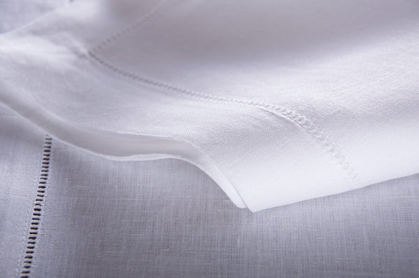 Heirloom Estate Tablecloth in Italian Linen - White