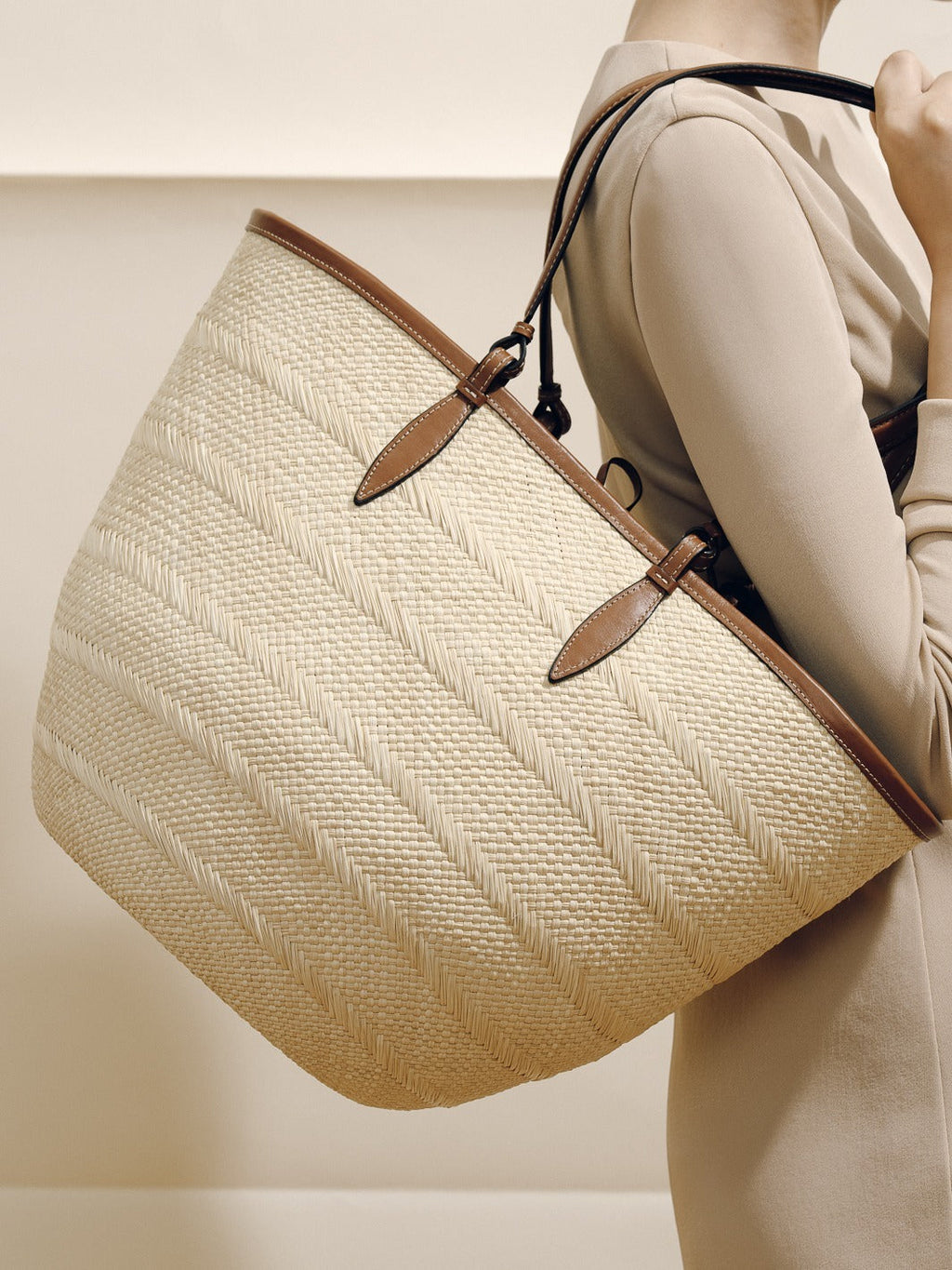 #color_cognac-natural-fiber