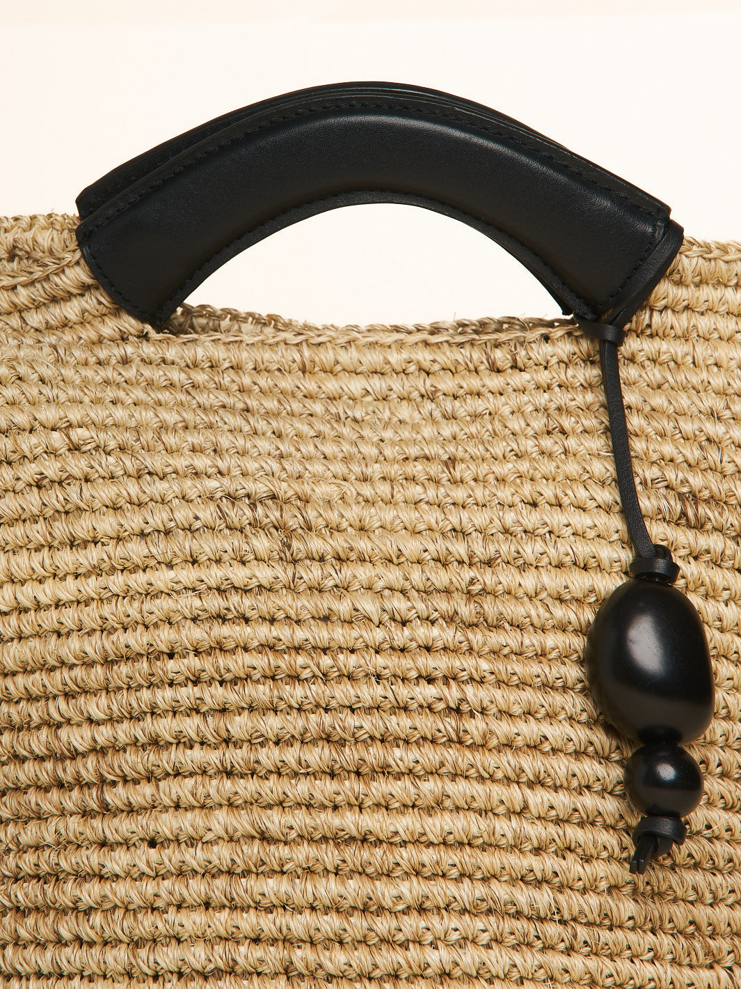 #color_black-natural-fiber