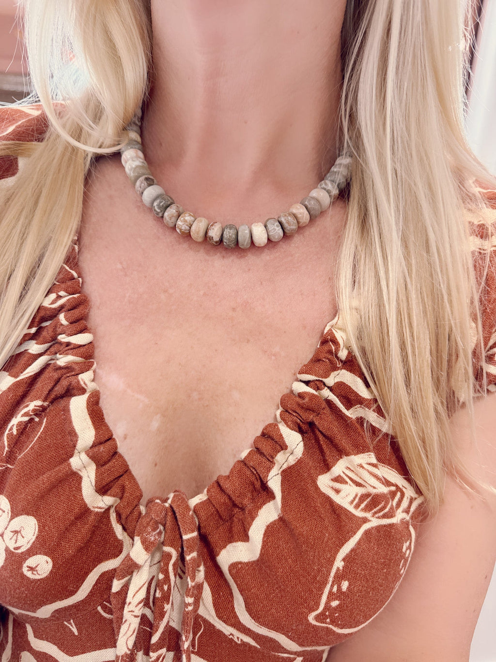 Petoskey Jasper Collar