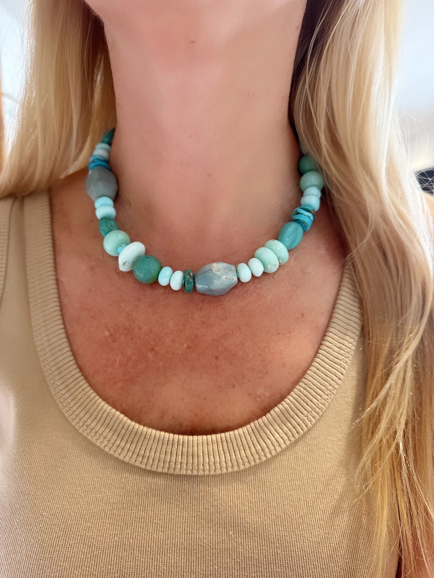 The Azul Collar