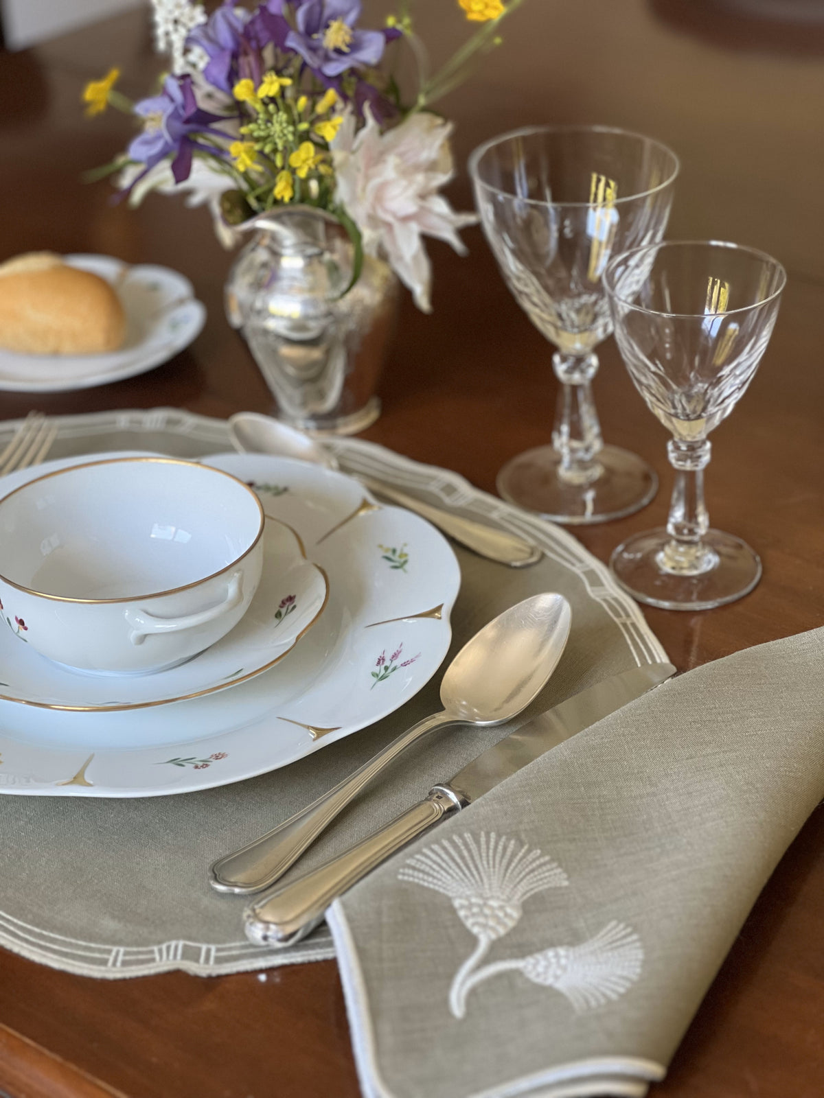 Nilo Linen Placemat in Moss