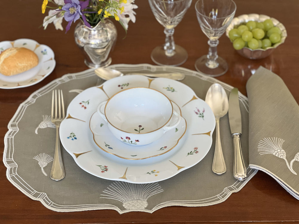Nilo Linen Placemat in Moss