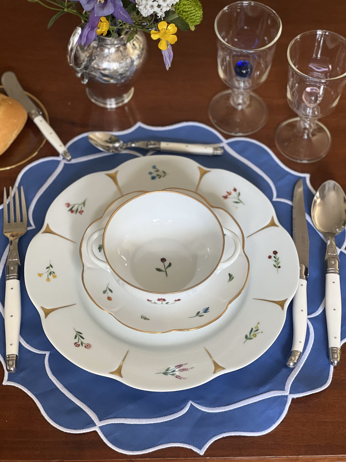 Alhambra Linen Placemat in Palace Blue