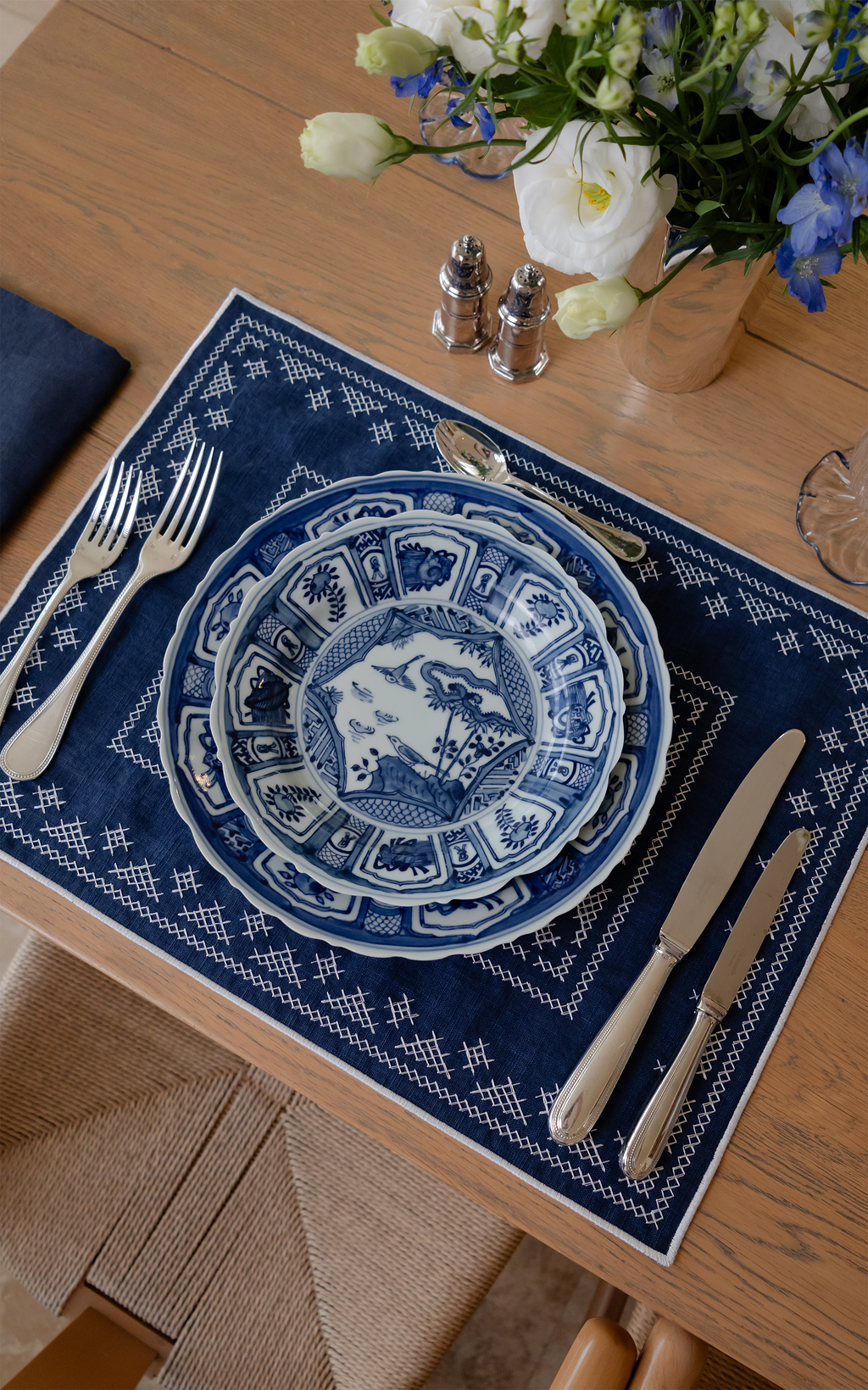 Pedralbes Placemats in Navy, Set of 4