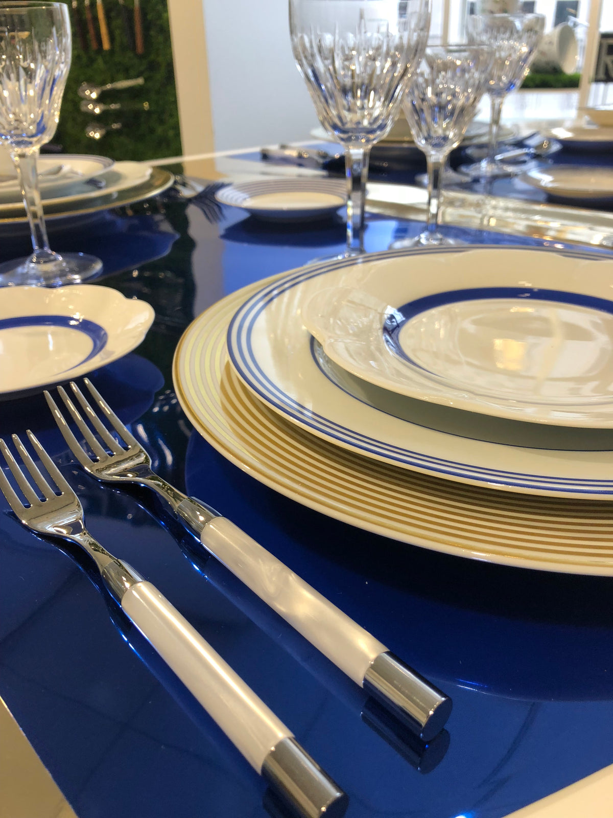 Conty Place Setting, Set of 5