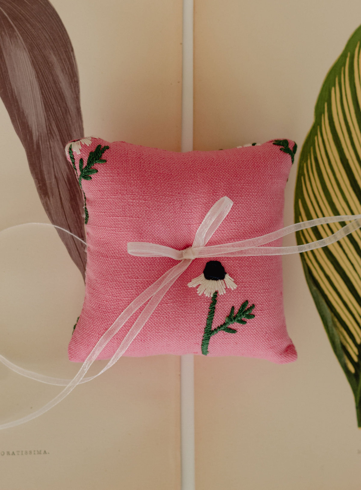 Manzanilla Ring Pillow in Pink