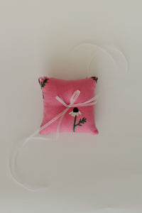 Manzanilla Ring Pillow in Pink
