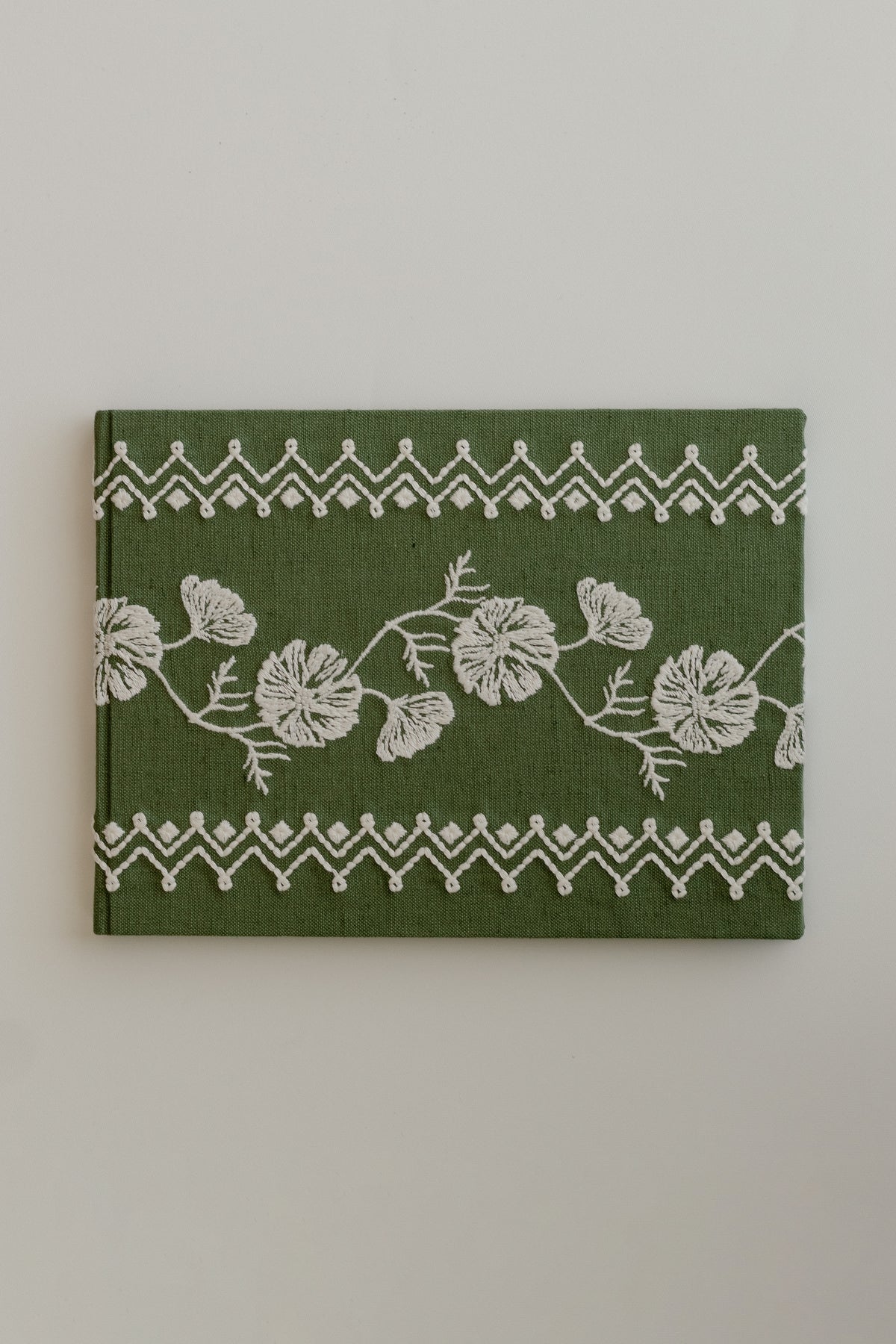 Cosmo Guest Book in Olive