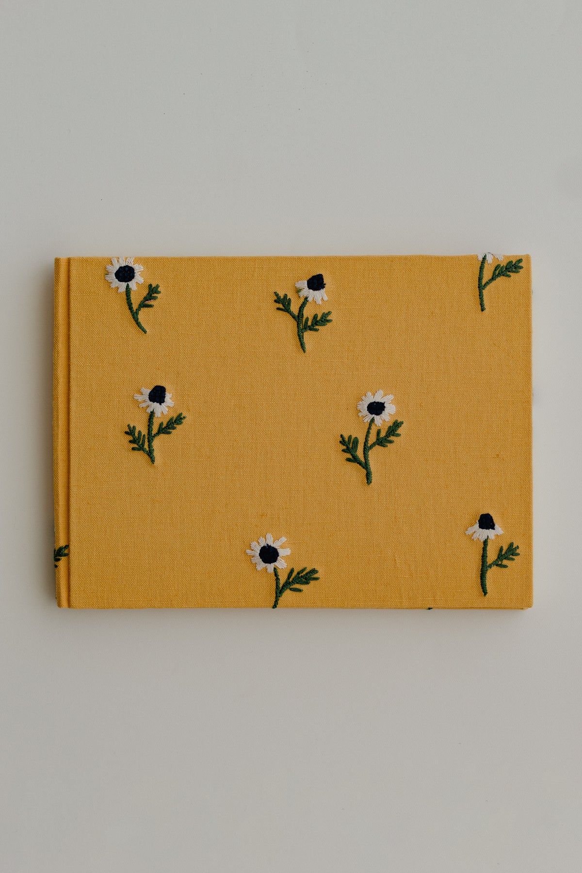 Manzanilla Guest Book in Mustard