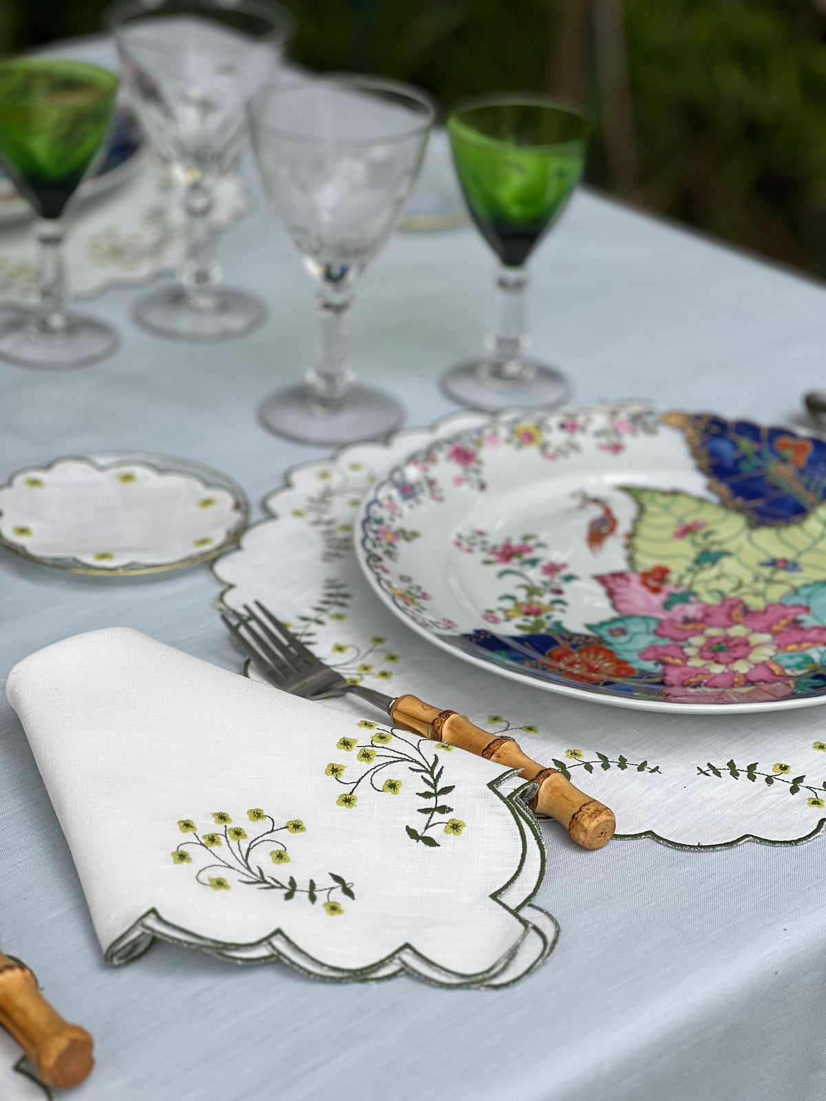 Spring Linen Dinner Napkin in Green