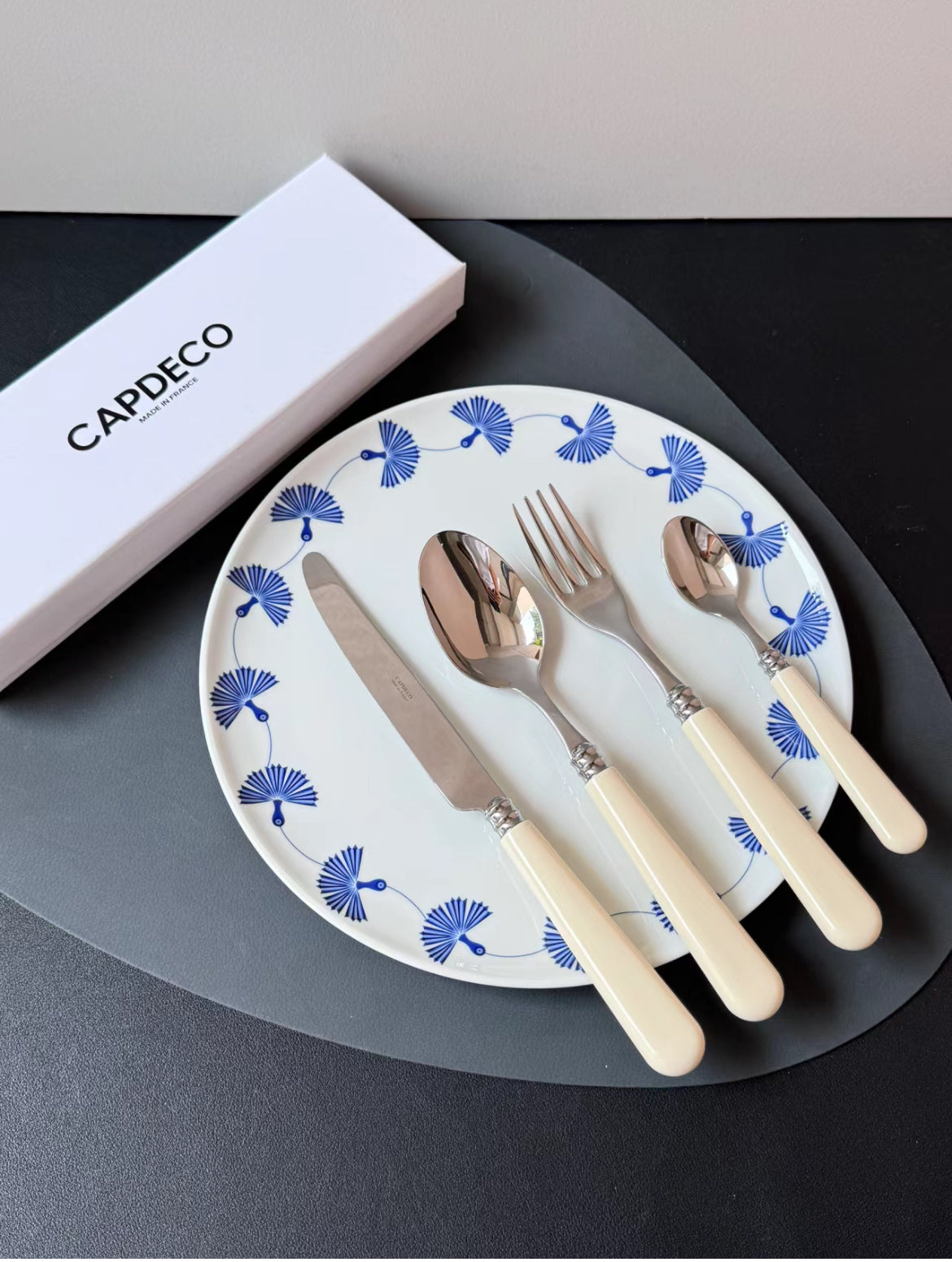 Helios Place Setting, Set of 5