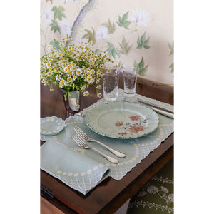 Daisy Placemat in Celadon