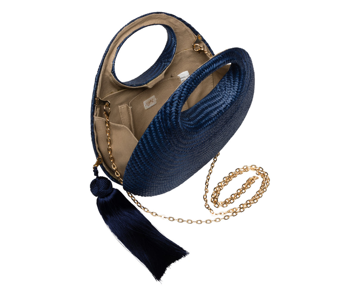 Isi Clutch in Navy