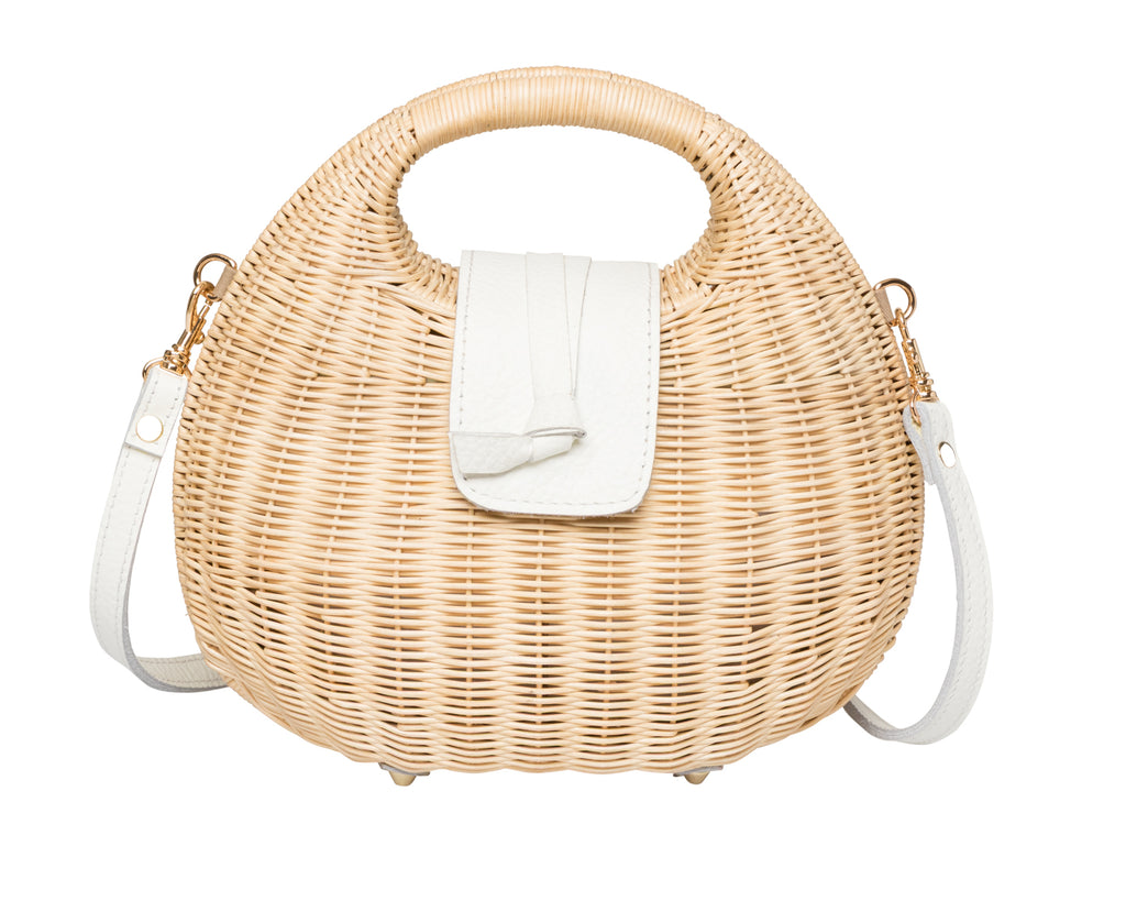 Isi Clutch in Natural/White