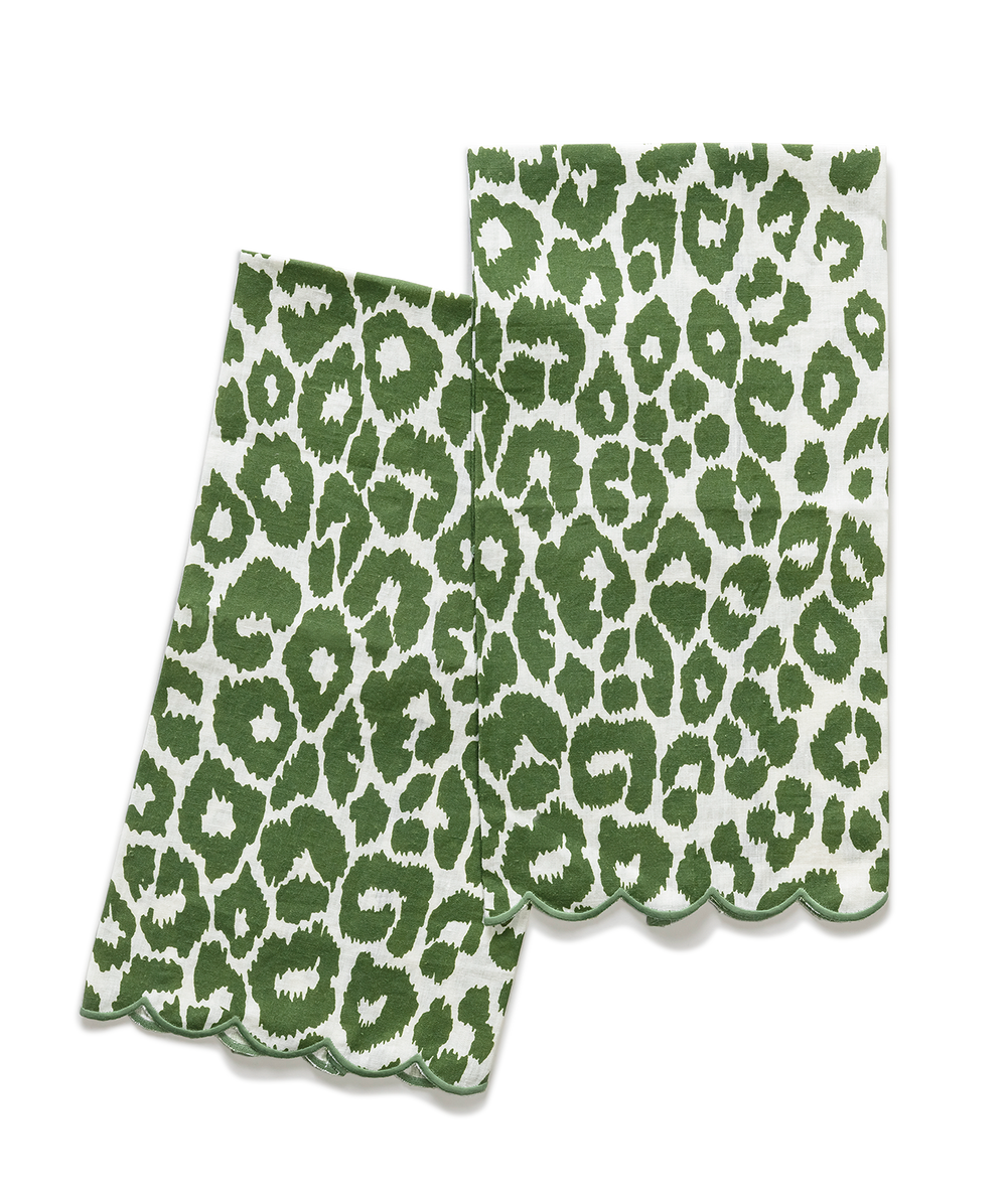 Matouk Schumacher Iconic Leopard Guest Towels, Set of 2