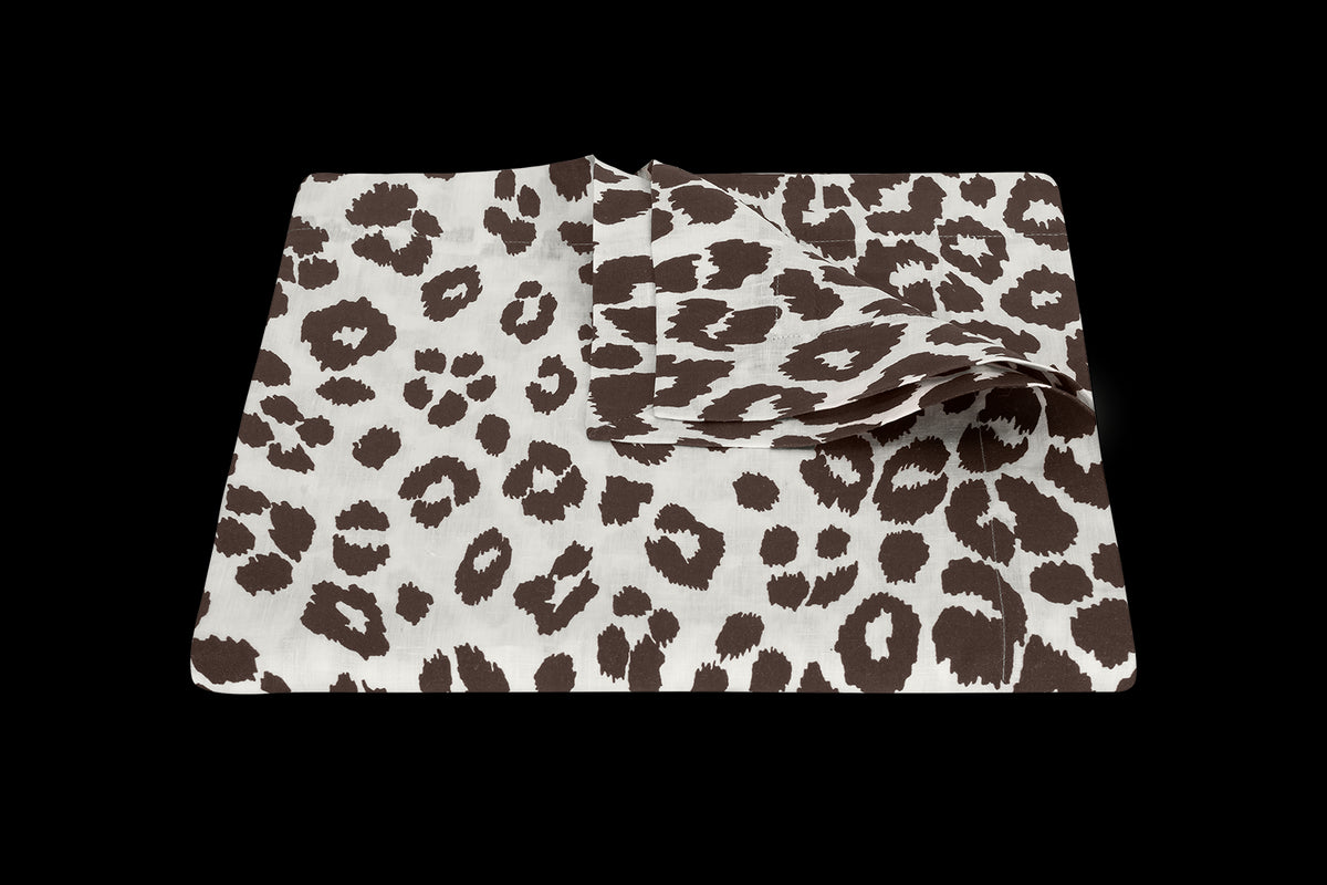 Matouk Schumacher Iconic Leopard Tablecloth