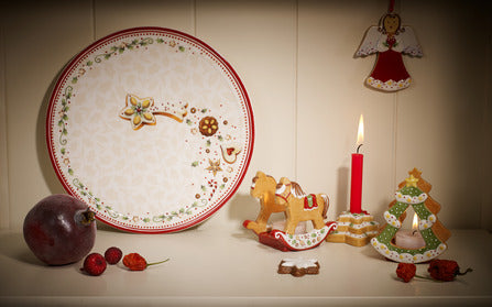 Winter Bakery Delight Salad Plate, Falling Star in Multi