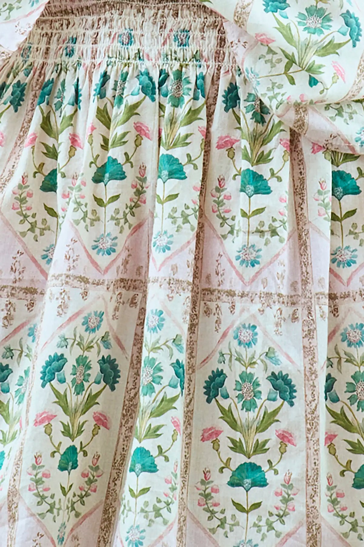 Close up of the Jemma Shorts in Pink Trellis.