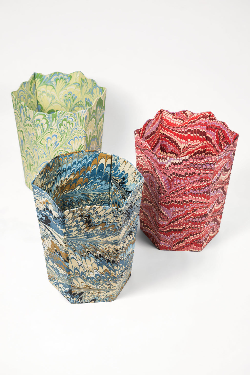 Hand-marbled scallop waste bin storage bin in florentine pink patterns
