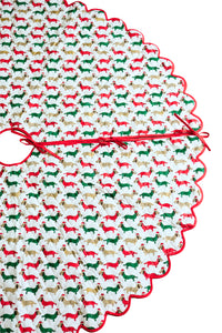 Scalloped Blockprint Quilted Tree Skirt in Holiday Dashing Doxies