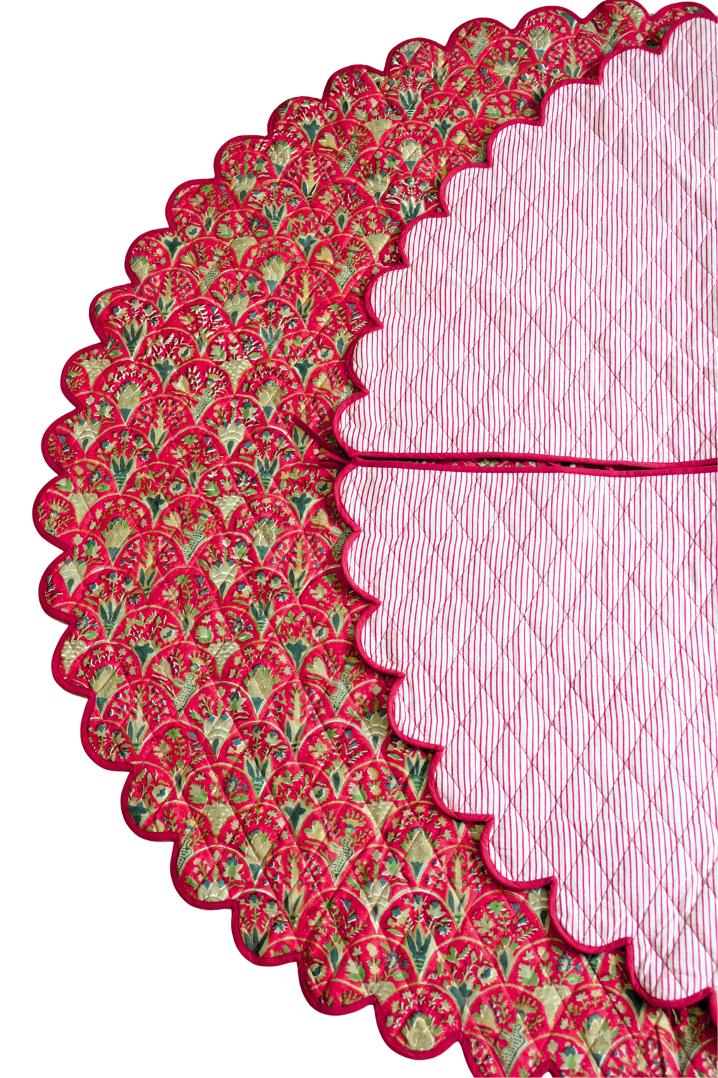Scalloped Blockprint Quilted Tree Skirt in Red Holiday Arch