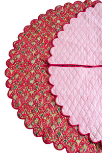 Scalloped Blockprint Quilted Tree Skirt in Red Holiday Arch